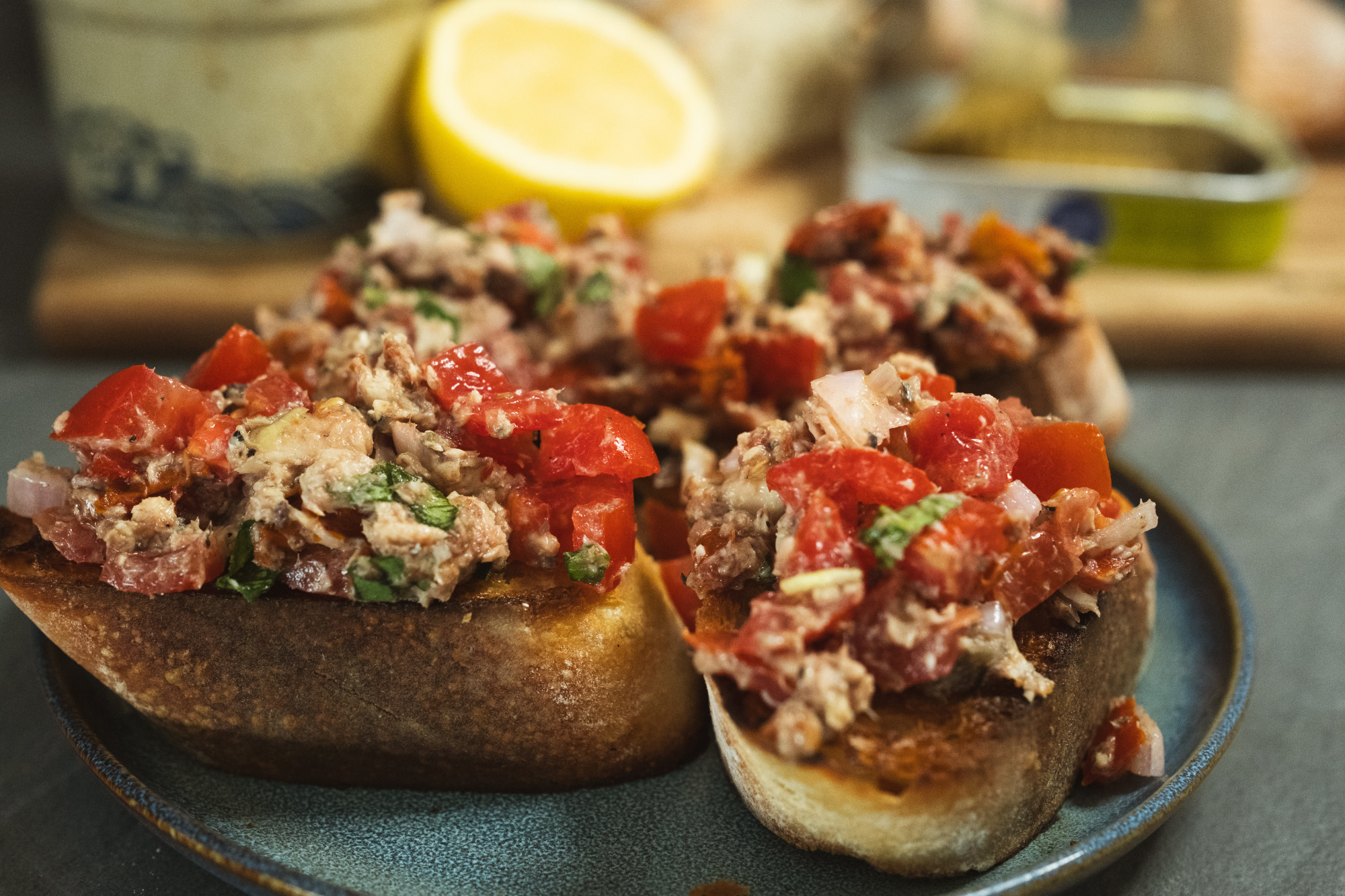 Sardinen-Tomaten-Tartines – einfaches Rezept für den französischen Apéro