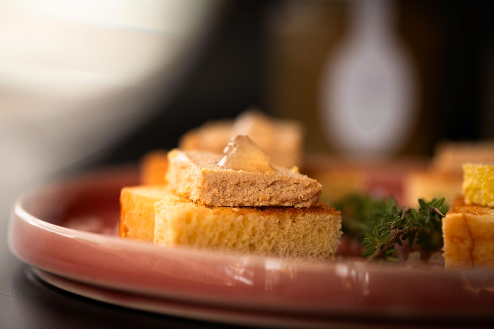 Was passt zu Foie Gras? So servieren Sie die französische Delikatesse