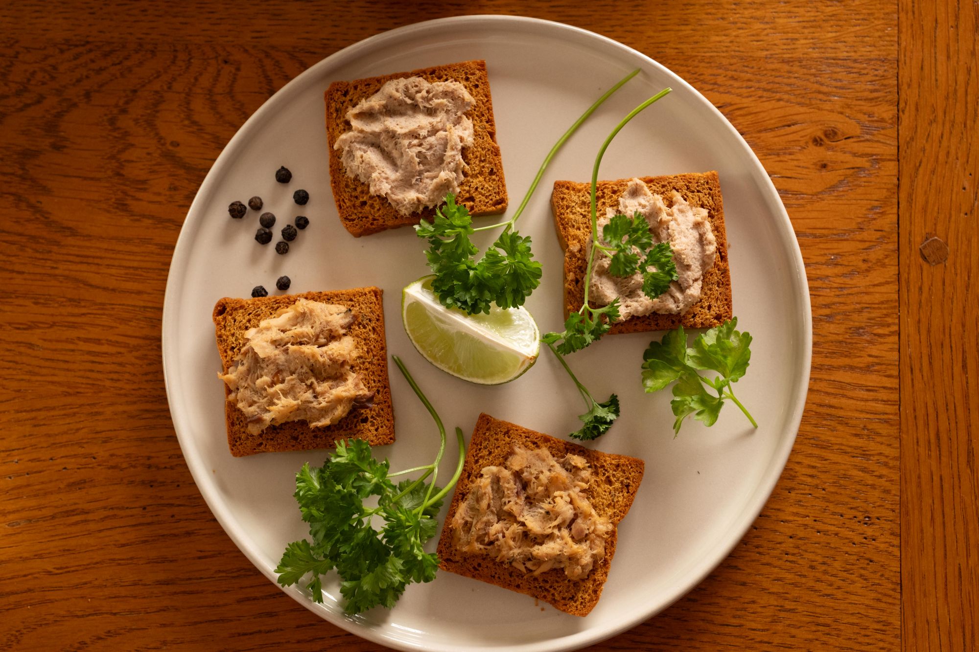 Fischrillettes auf Brot