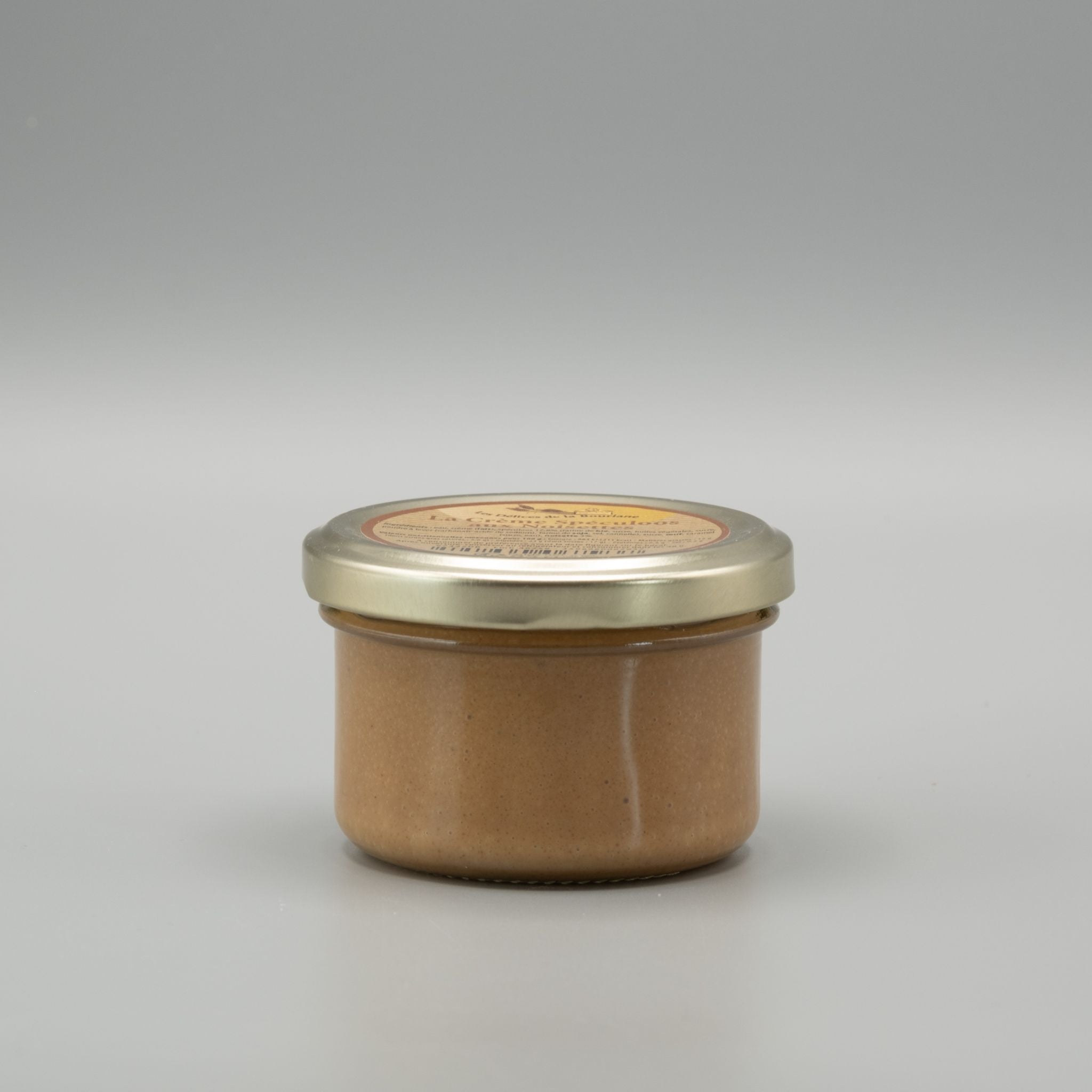 Spekulatius-Creme Dessert mit Haselnüssen