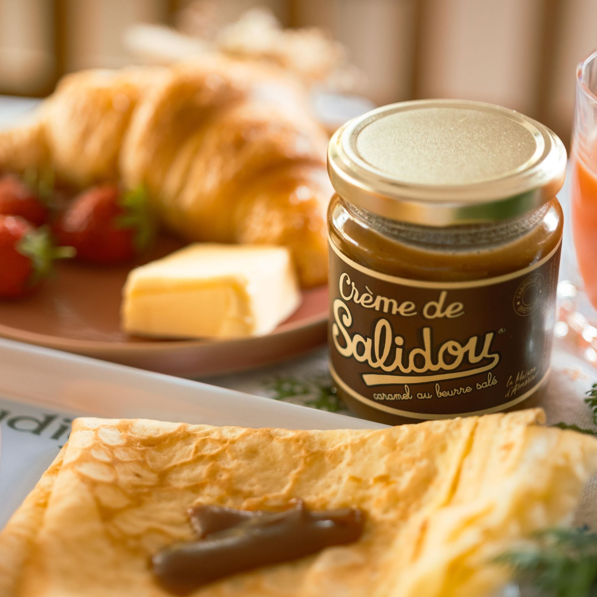 Salzige Karamellcreme mit Crepes von La Maison d'Armorine