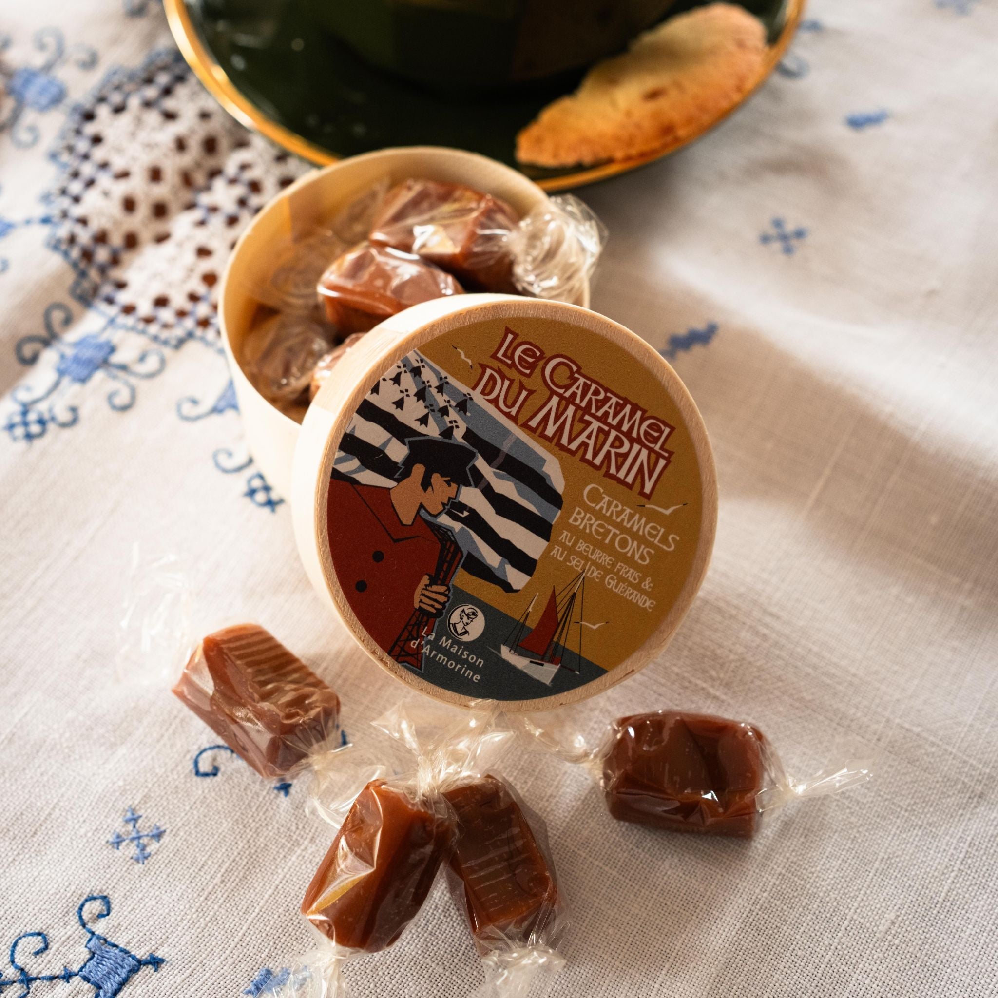 Karamellbonbons mit traditioneller Dose von La Maison d'Armorine